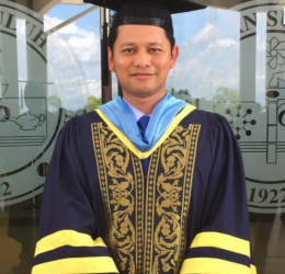 Cikgu Azizi Pereka Sistem dan WebMaster